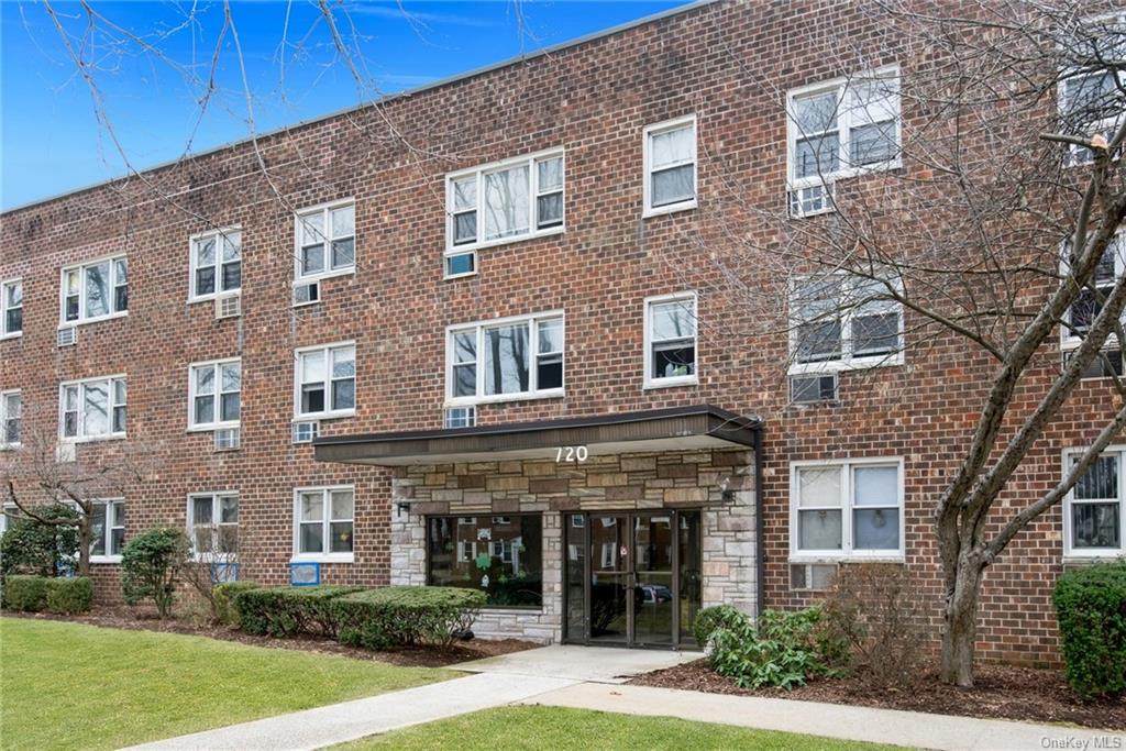 720 Tuckahoe Road - Photo 1