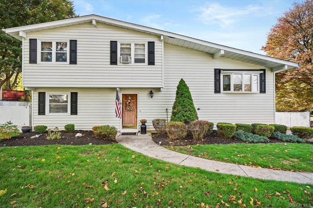 7 Elmwood Drive - Photo 1