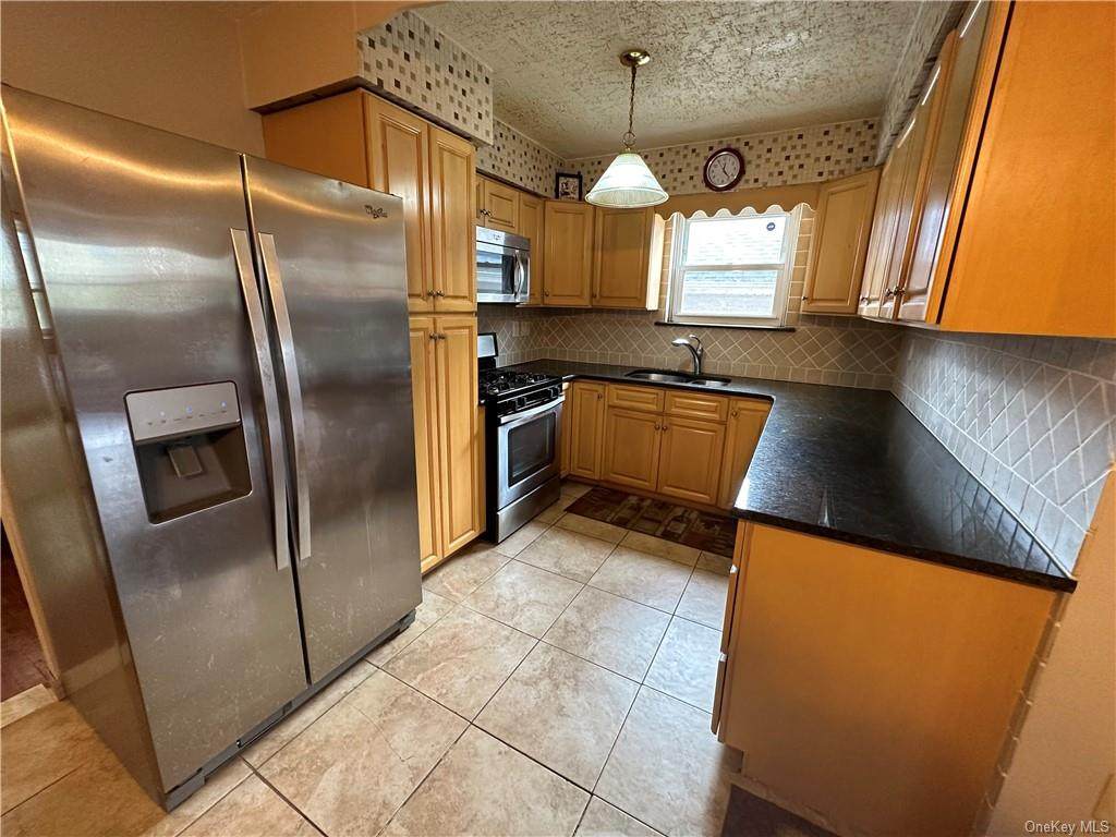 3537 Ropes Avenue - Photo 1