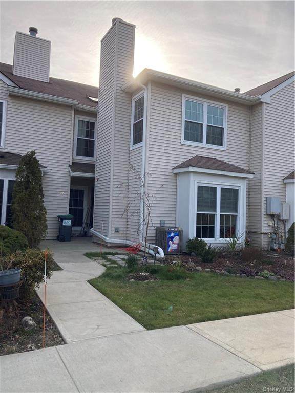 19 Olde Wagon Road - Photo 1