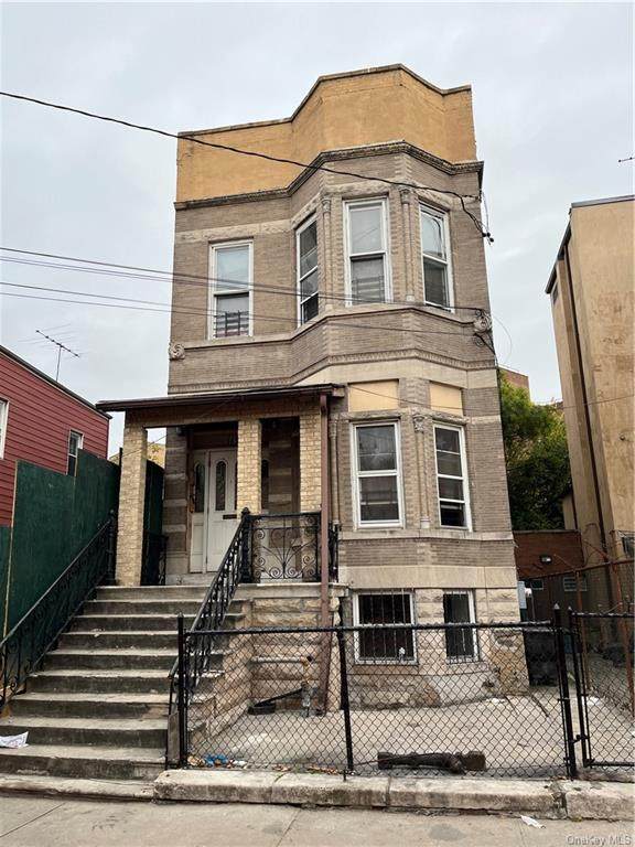689 170th Street - Photo 1