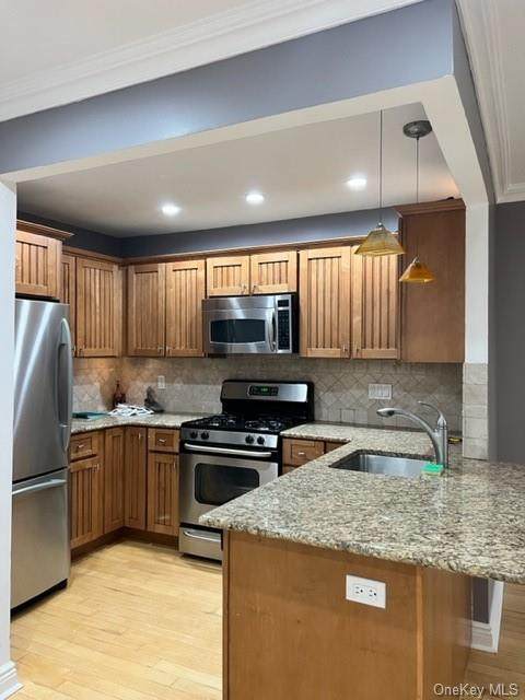 600 Clarence Avenue - Photo 1