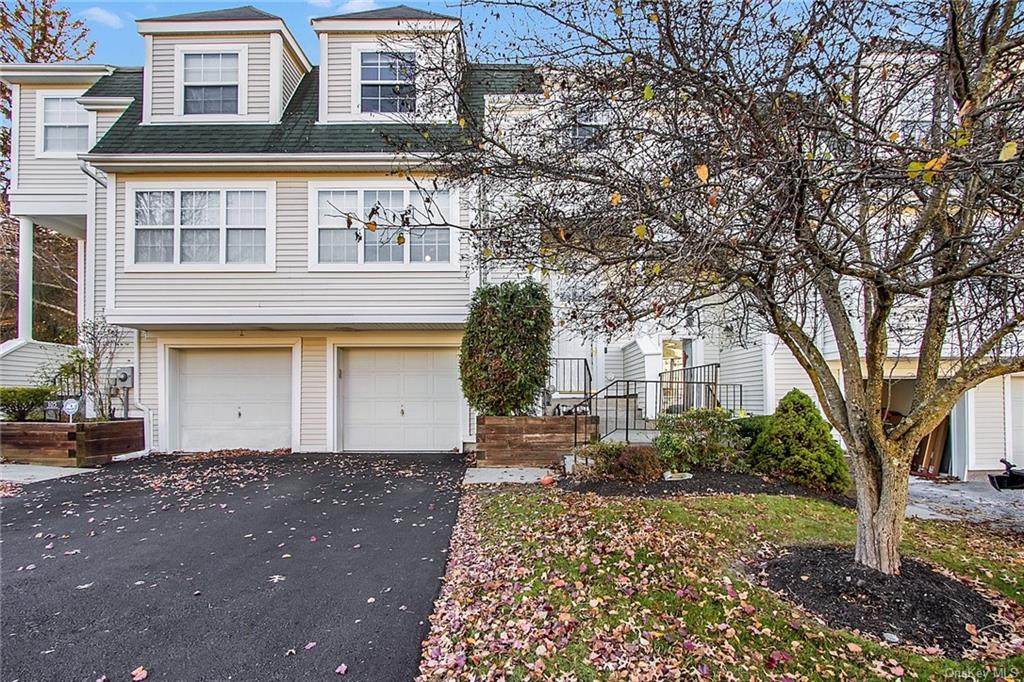 107 Delafield Lane - Photo 1