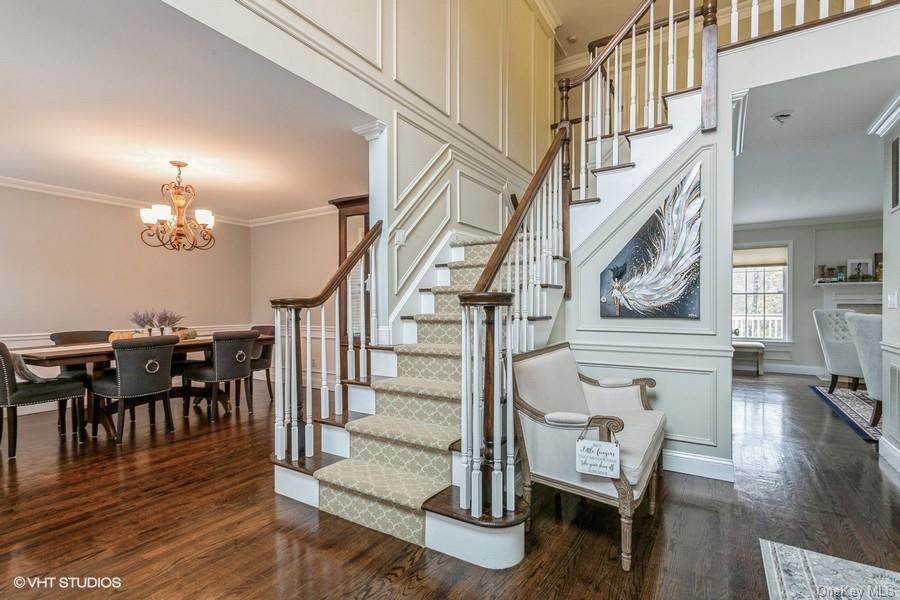 10 Applegate Way - Photo 1