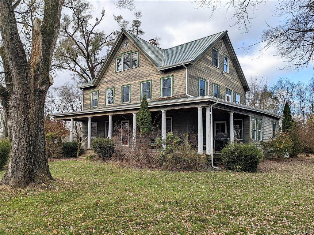 1538 Albany Post Road - Photo 1