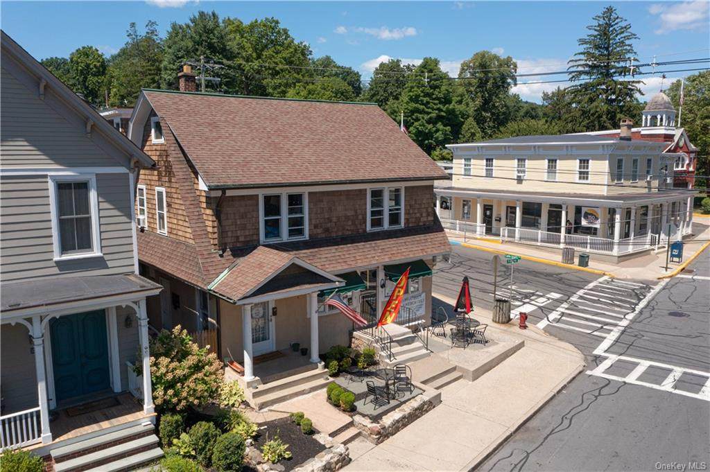 326 Broadway - Photo 1