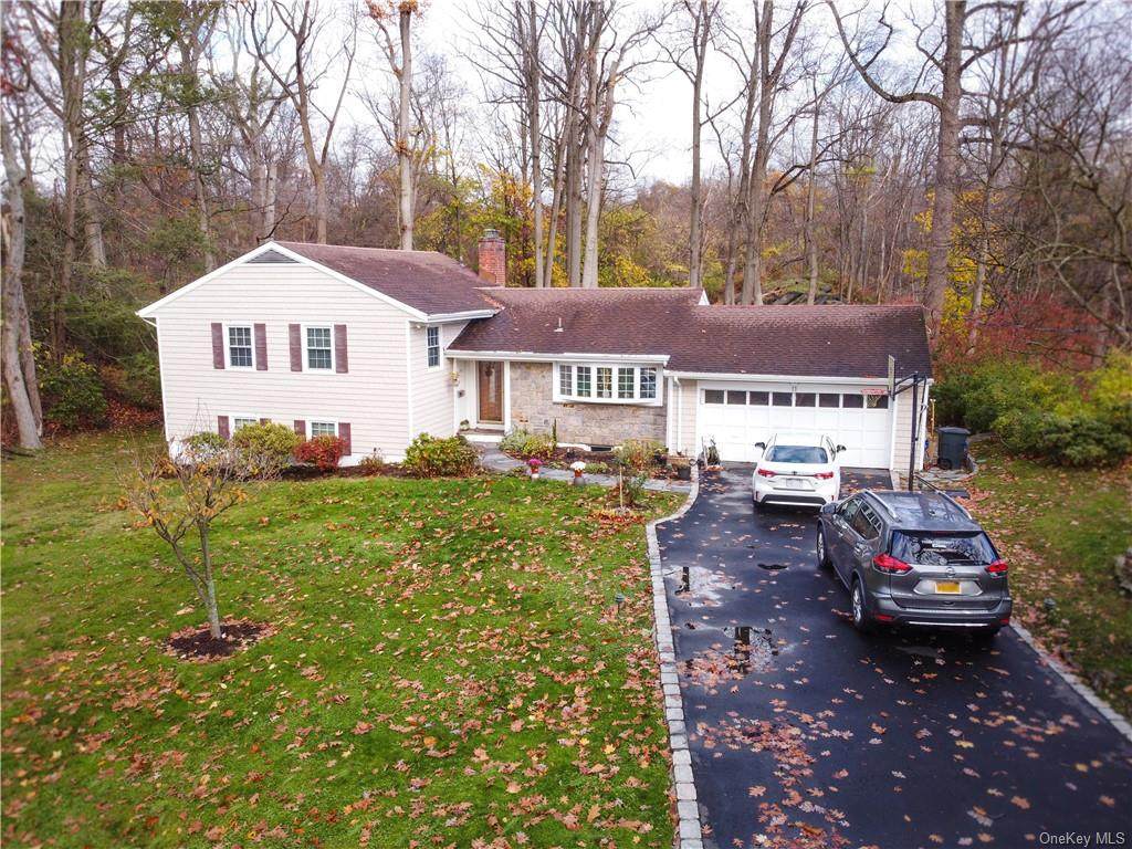 11 Meadowlark Road - Photo 1