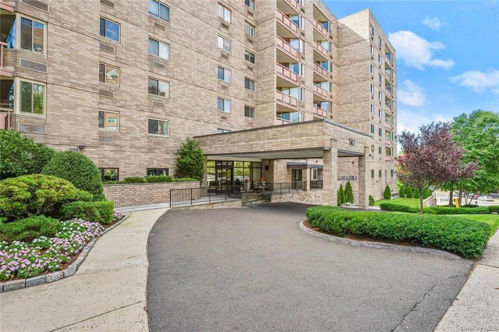 143 Hoyt Street - Photo 1