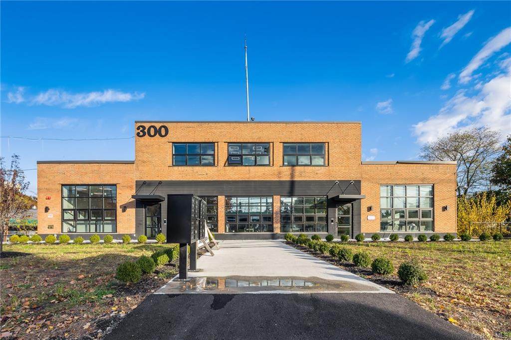 300 Main Street - Photo 1