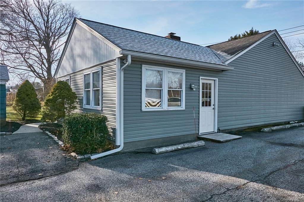 7 Wisner Road - Photo 1