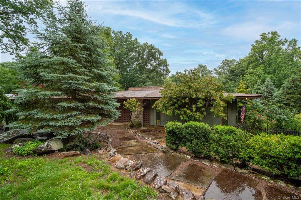 28 Halley Drive - Photo 1