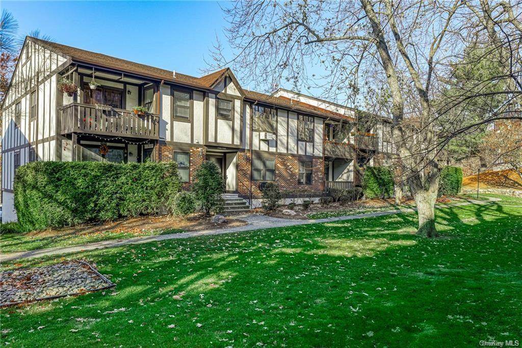 715 Sierra Vista Lane - Photo 1