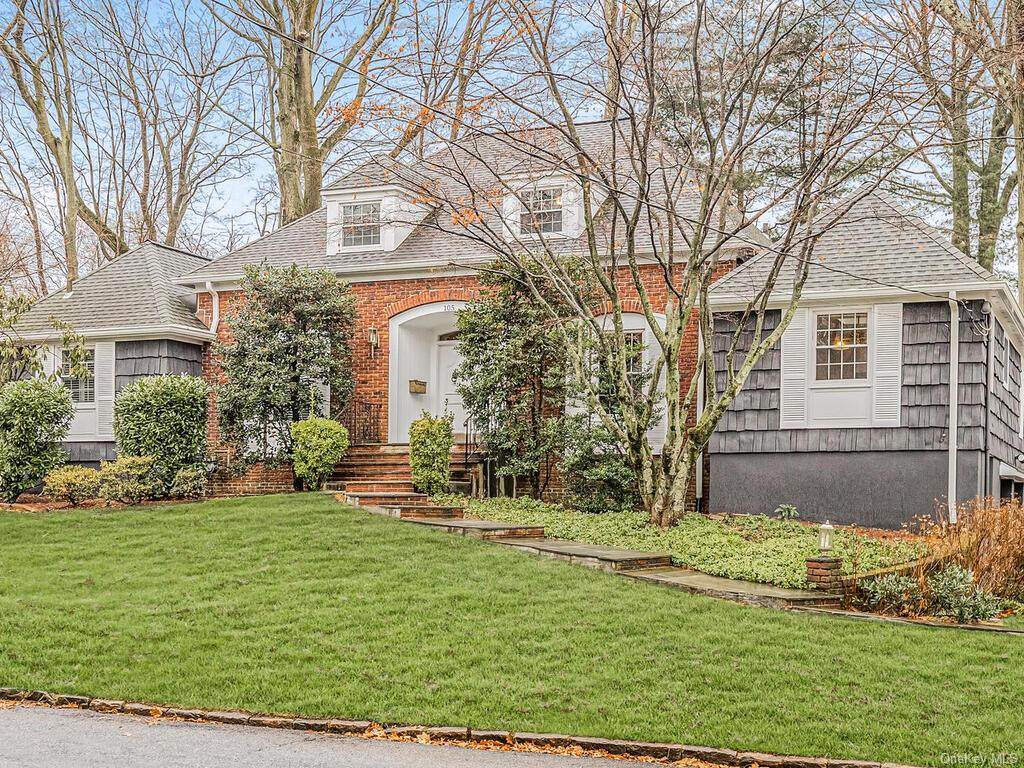 105 Barton Road - Photo 1