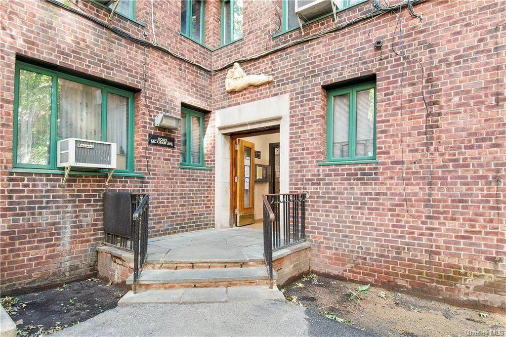 2049 Mcgraw Avenue - Photo 1