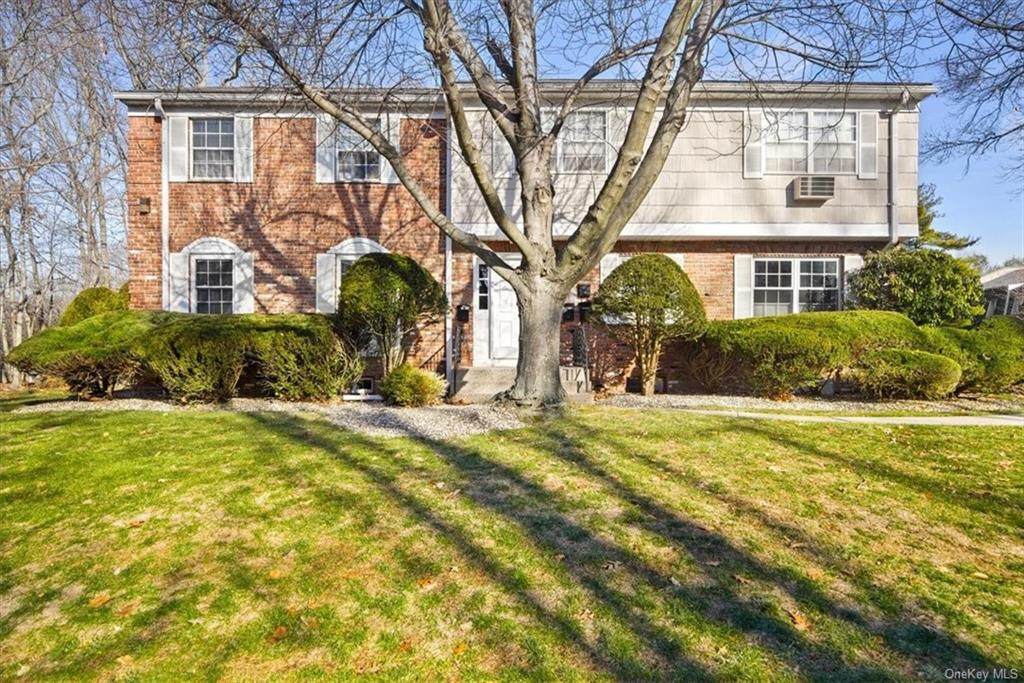 216 Doxbury Lane - Photo 1
