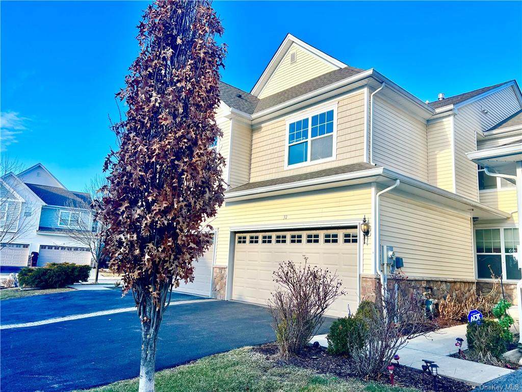 32 Fieldstone Drive - Photo 1