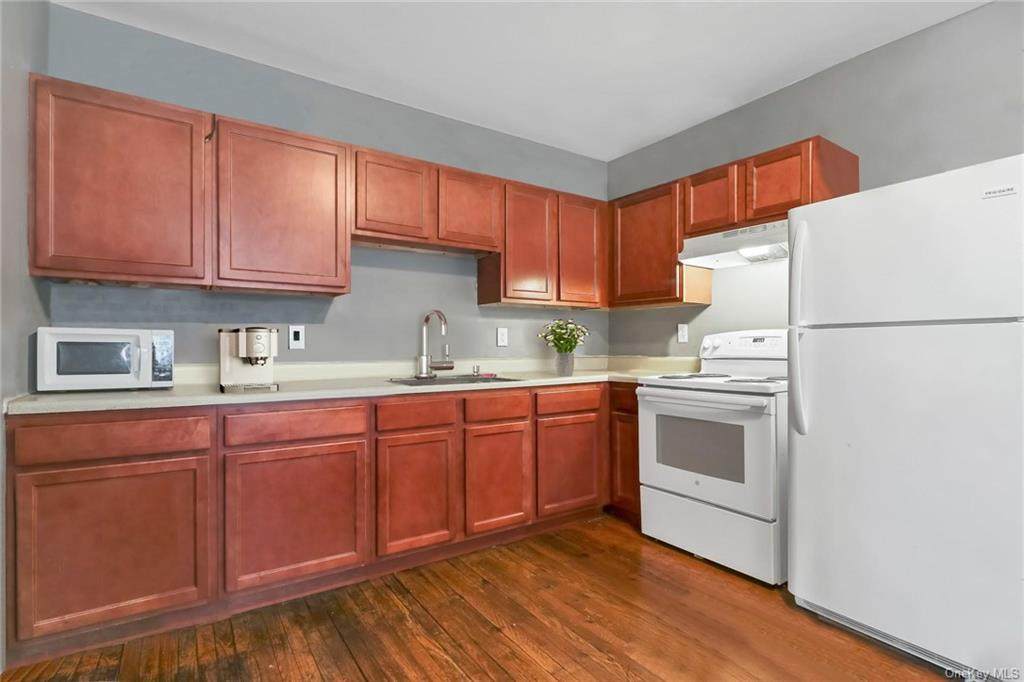 98 Lincoln Place - Photo 1
