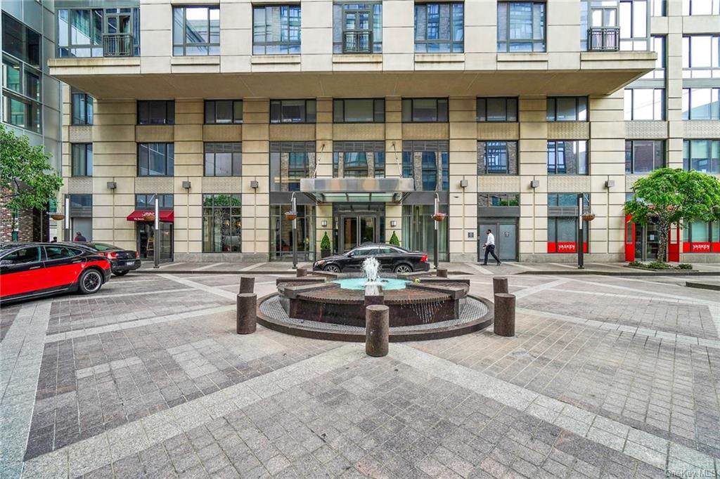 10 City Place - Photo 1