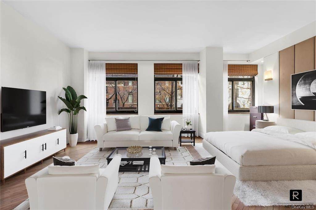 124 E 79th Street - Photo 1