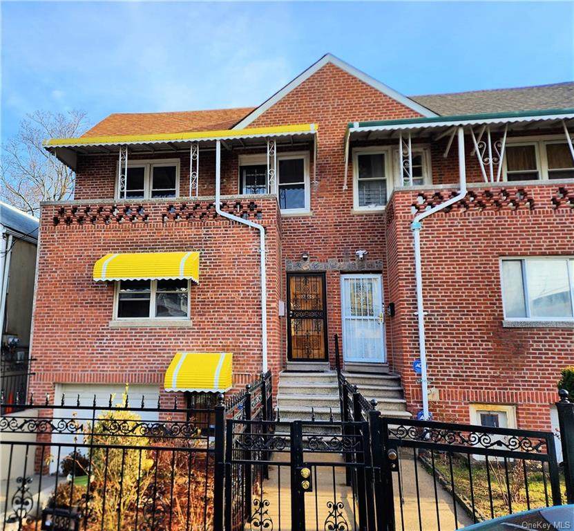 3938 Amundson Avenue - Photo 1