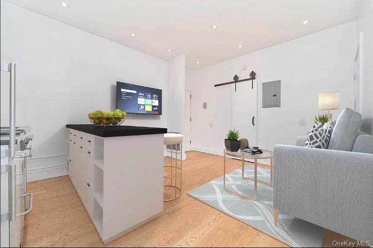 205 Allen Street - Photo 1