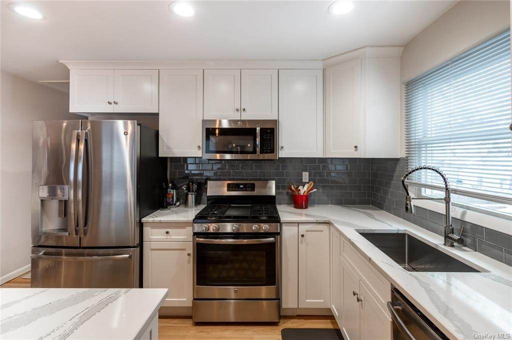 73 Virginia Avenue - Photo 1