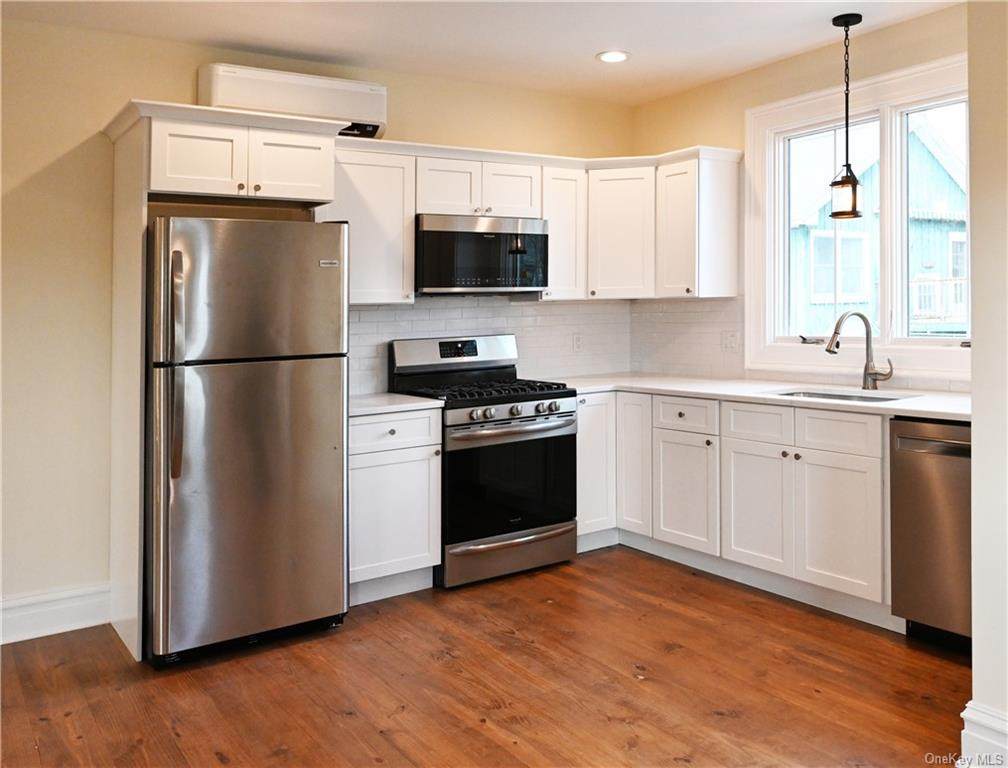 60 West Street - Photo 1