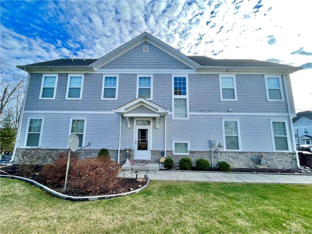141 Meadow View Drive - Photo 1