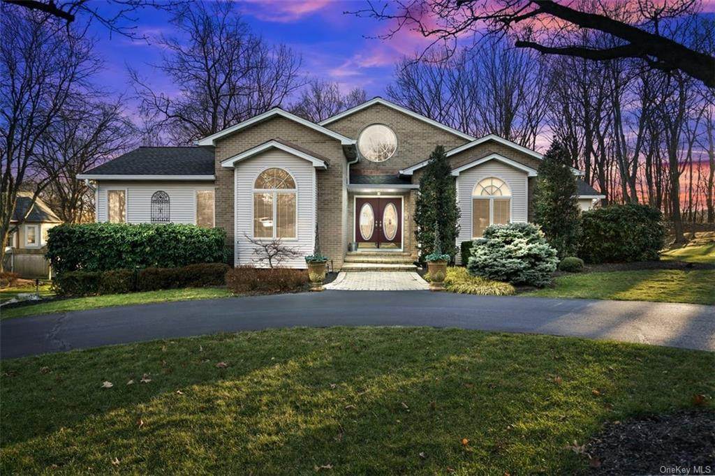 4 Phillips Drive - Photo 1