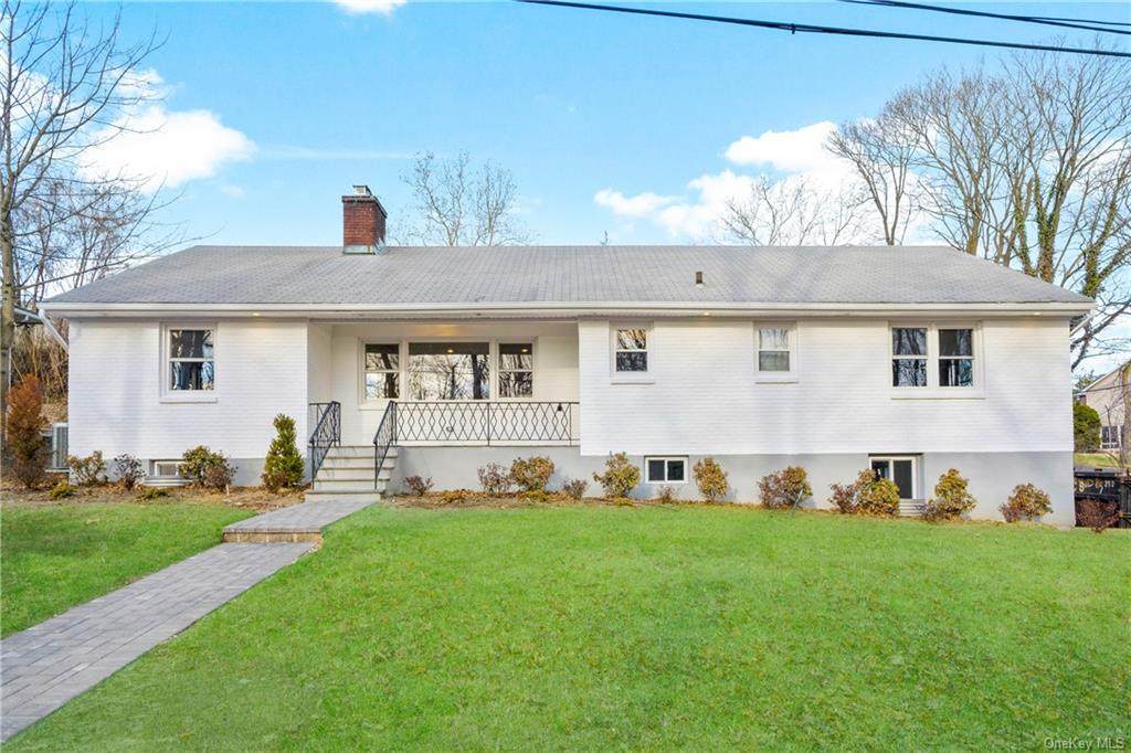 25 Mcarthur Avenue - Photo 1