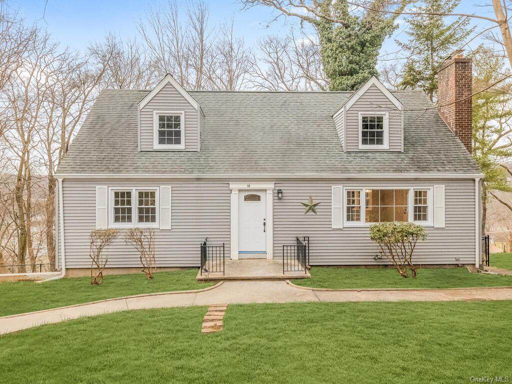 10 Beacon Hill Road - Photo 1