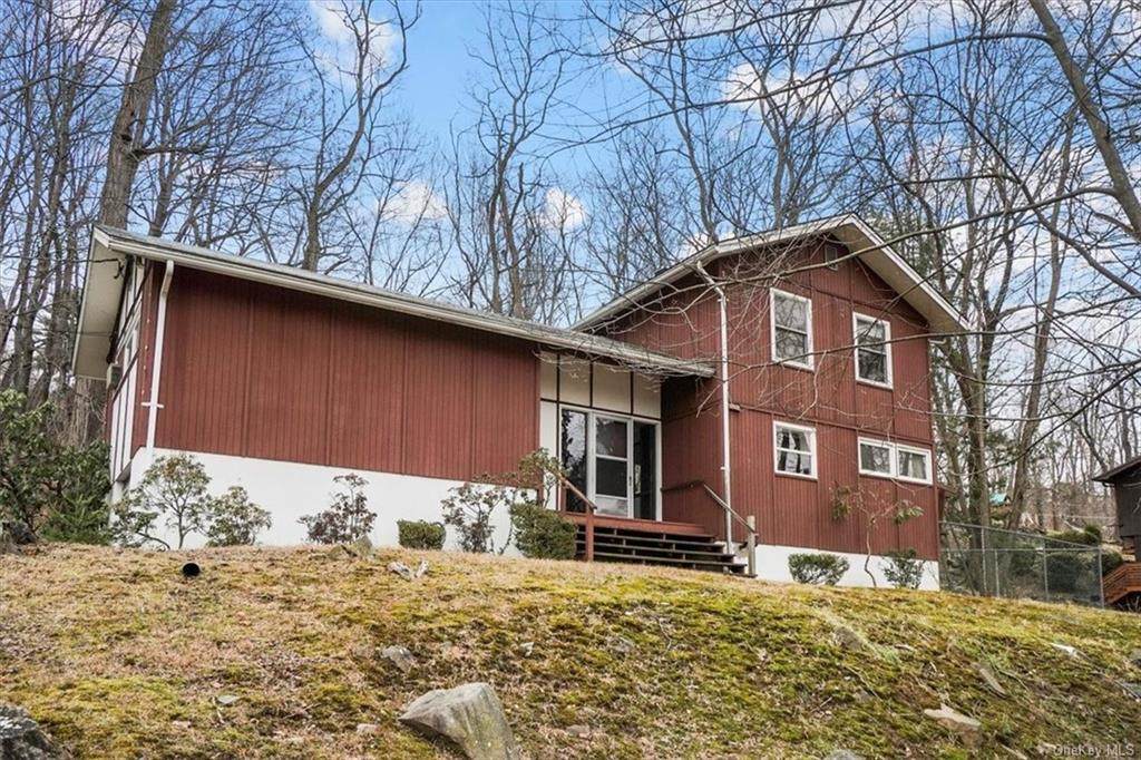 125 Old Post Road - Photo 1