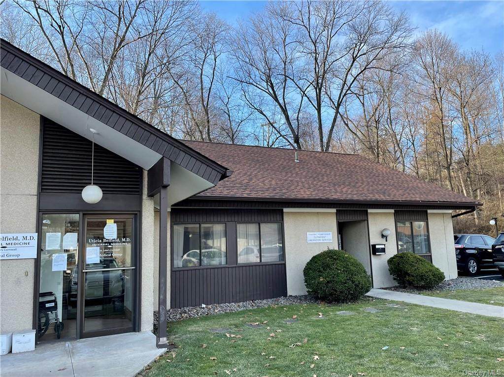 400 Gidney Avenue - Photo 1