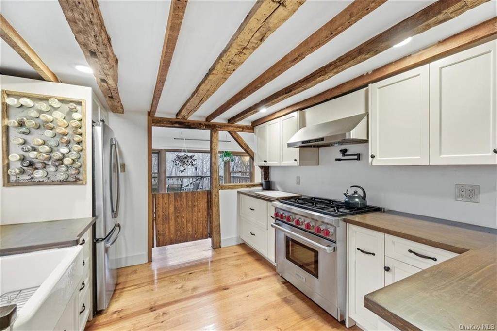 119 Hook Road - Photo 1