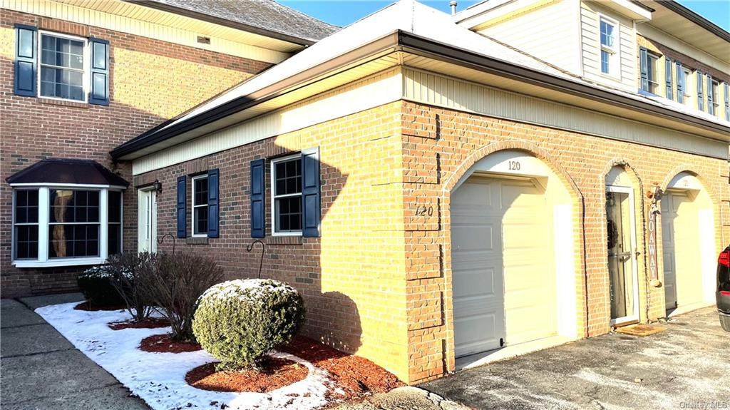 120 High Point Circle - Photo 1