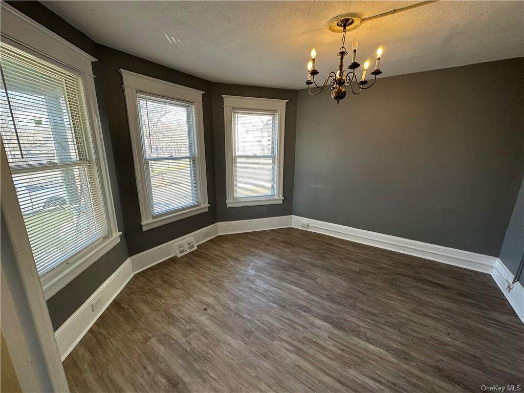 11 Manitou Avenue - Photo 1