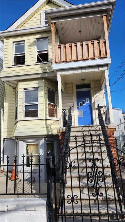 79 Maple Street - Photo 1