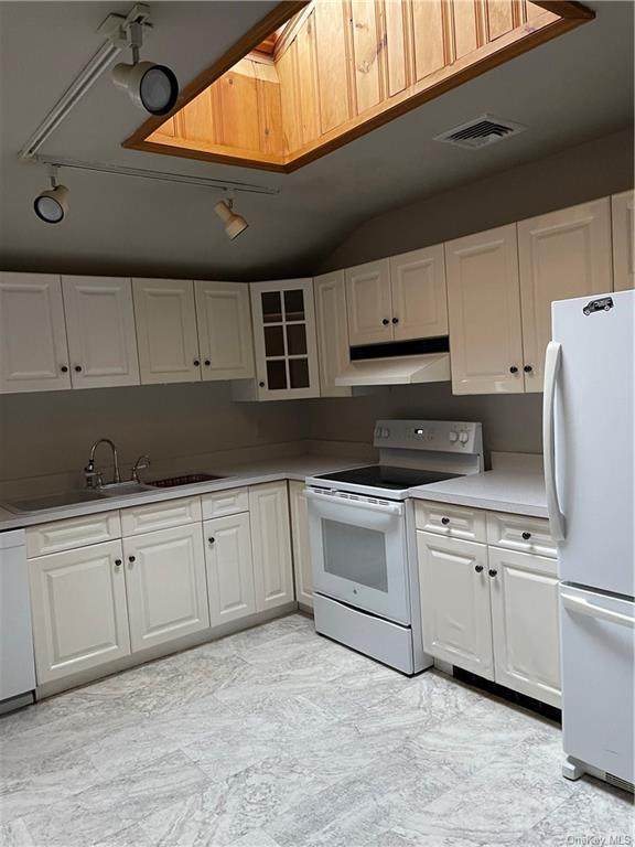 153 Shore Drive - Photo 1