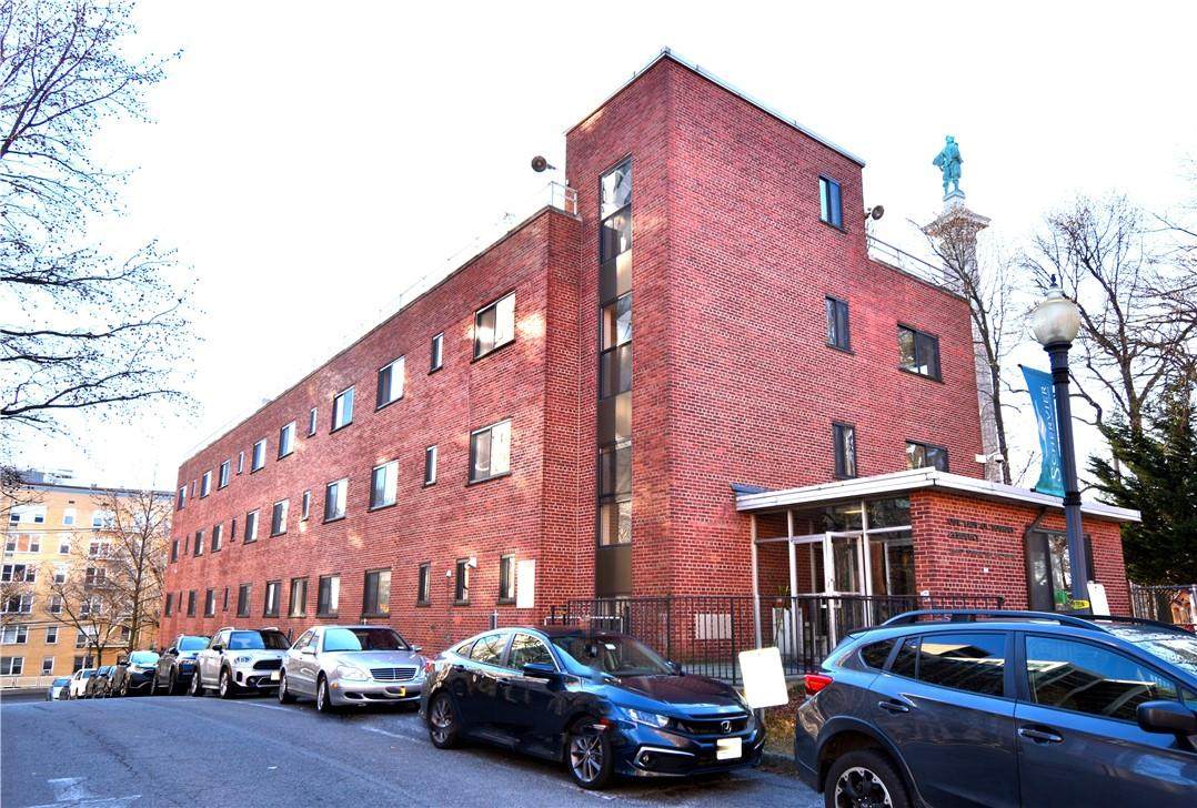 2975 Independence Avenue - Photo 1