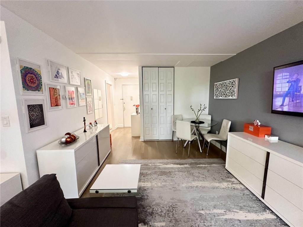 35 Stewart Place - Photo 1