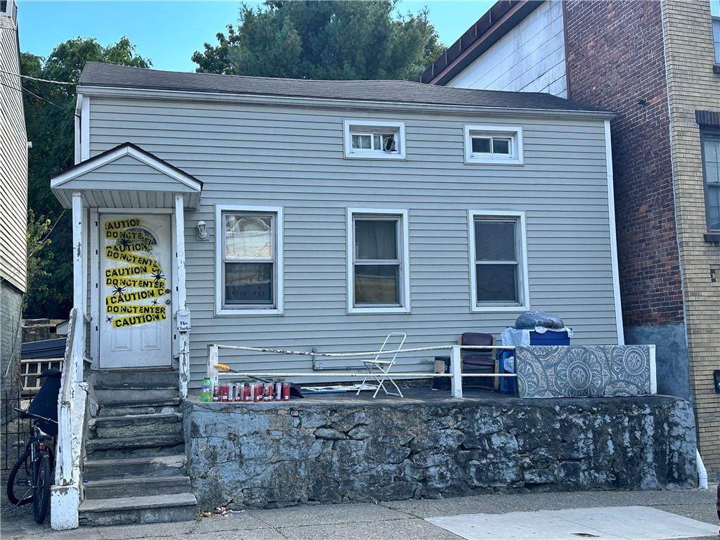 611 South Street - Photo 1