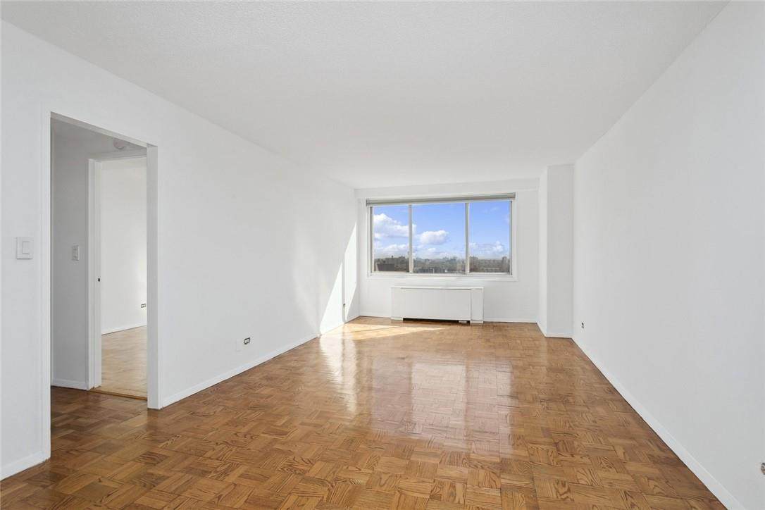 3333 Henry Hudson Parkway - Photo 1