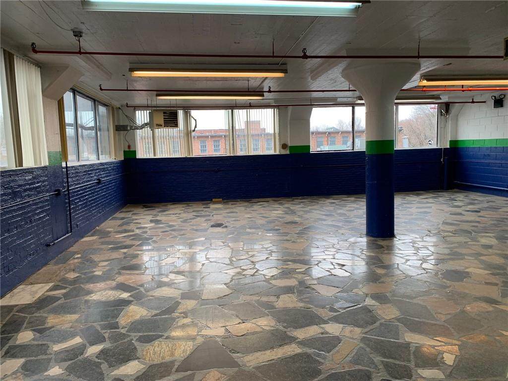 3199 Albany Post Road - Photo 1