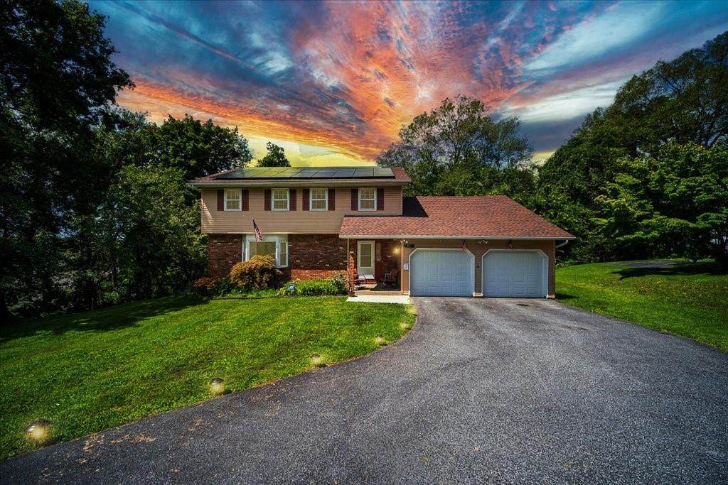 29 Hillview Drive - Photo 1