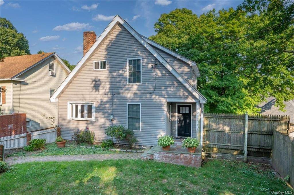 20 General Heath Avenue - Photo 1