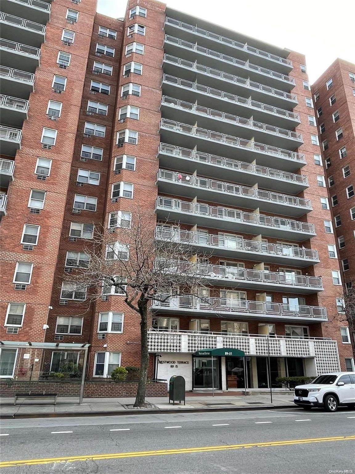 89-15 Parsons Boulevard - Photo 1