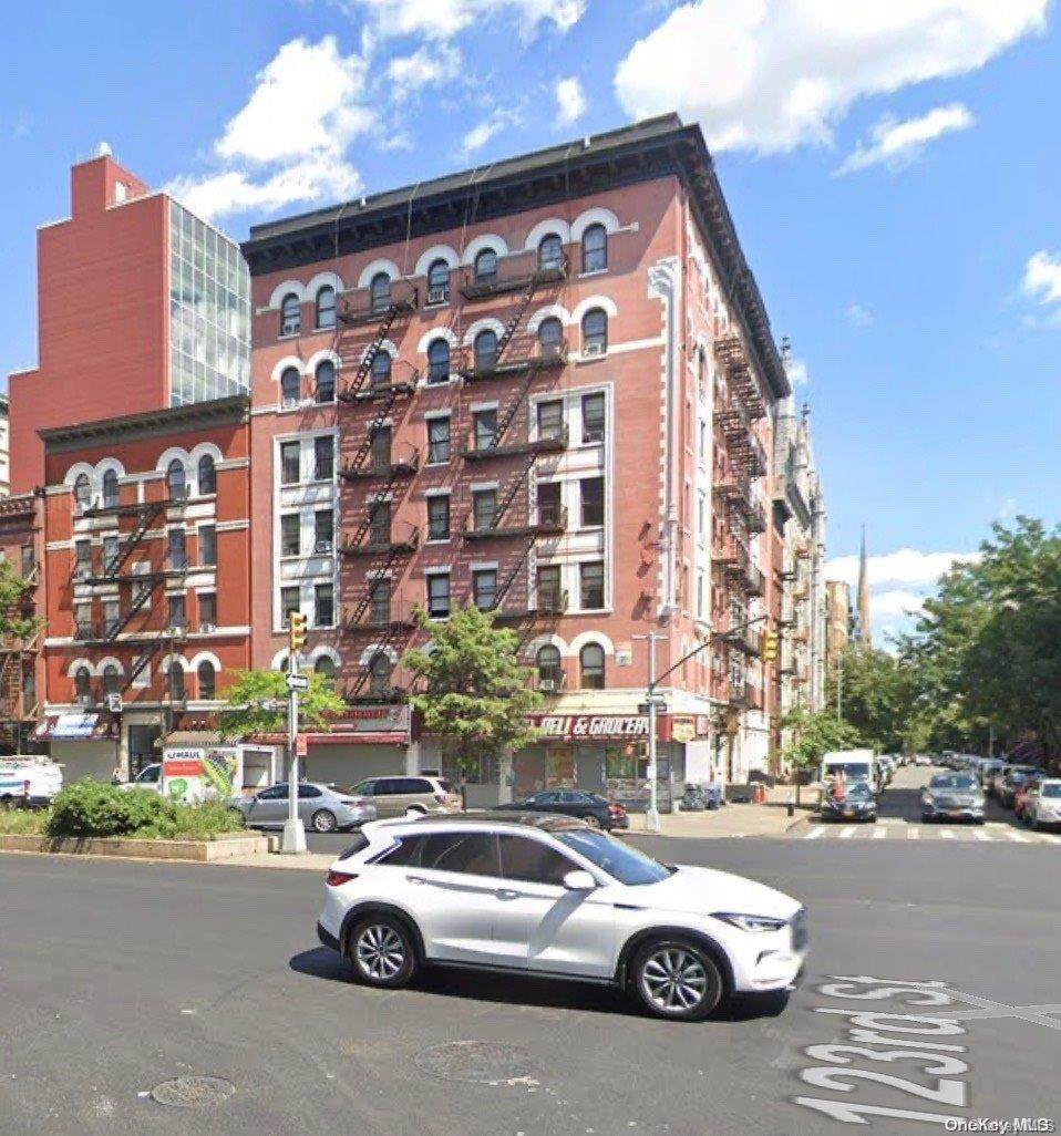 157 123 Street - Photo 1