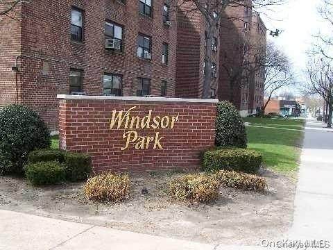 75-50 Bell Boulevard - Photo 1