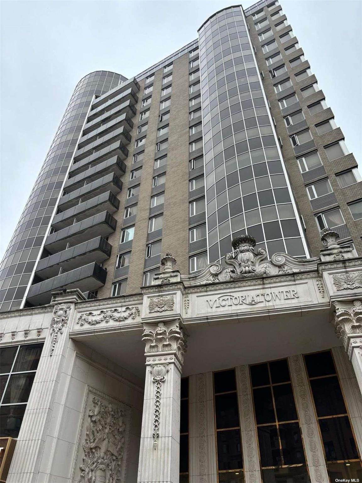 133-38 Sanford Avenue - Photo 1