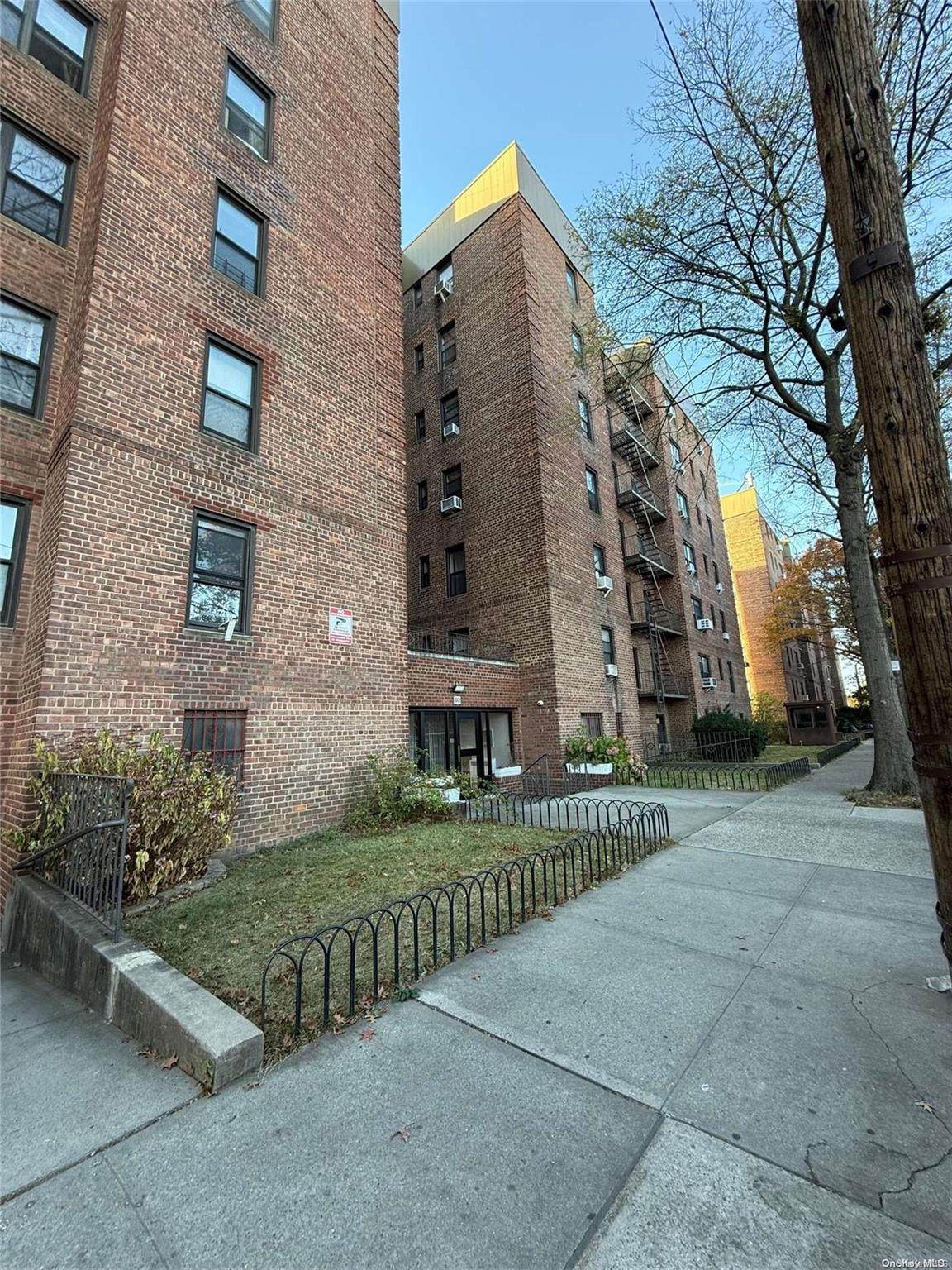 40 43rd Street - Photo 1